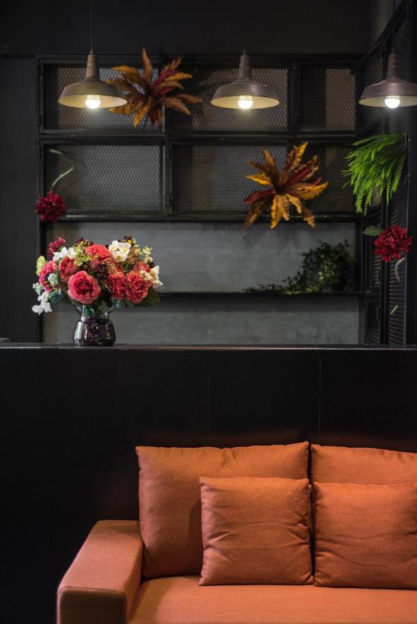 在家行旅 中山館 Hotel Taipei Bagian luar foto