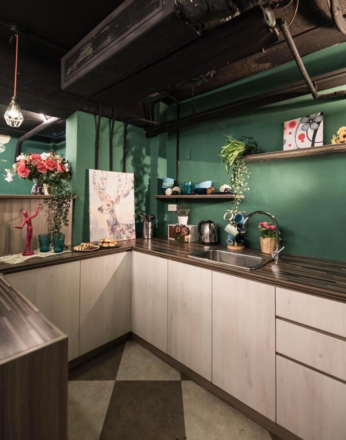 在家行旅 中山館 Hotel Taipei Bagian luar foto