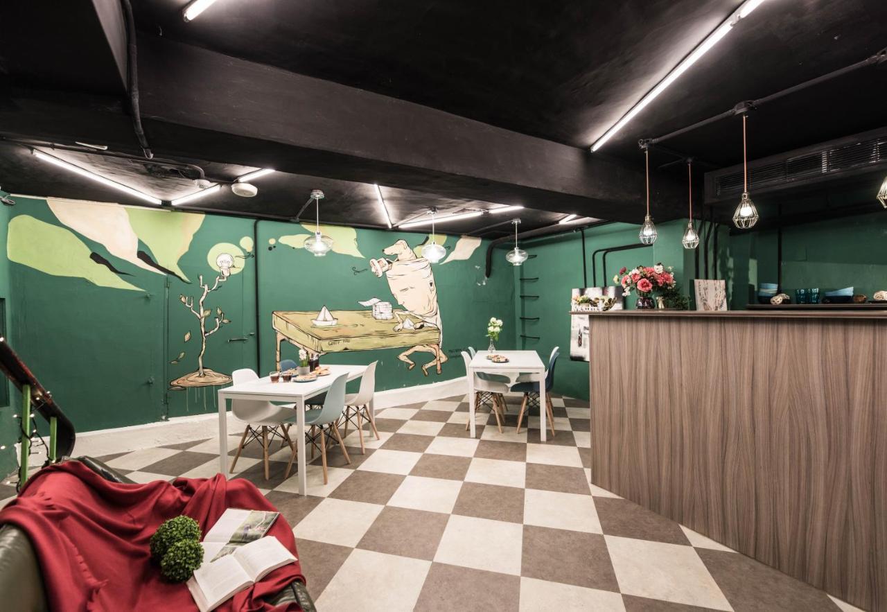 在家行旅 中山館 Hotel Taipei Bagian luar foto